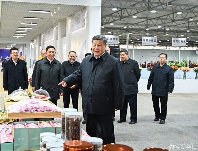 Xi posjetio industrijski park za uzgoj cvijeća u jugozapadnoj kineskoj pokrajini Yunnan