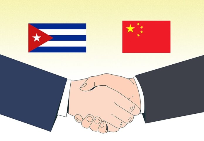 Xi i kubanski čelnik razmijenili čestitke povodom 65. obljetnice diplomatskih odnosa