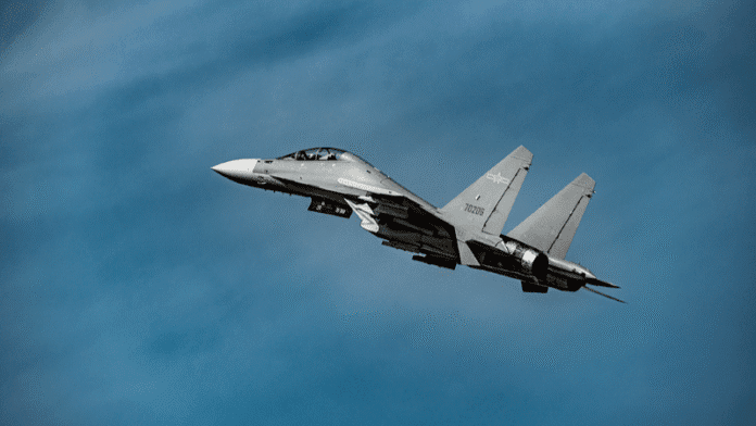 Kineski borbeni avion J-16 zadobio pohvale zbog svestranosti i vatrene moći
