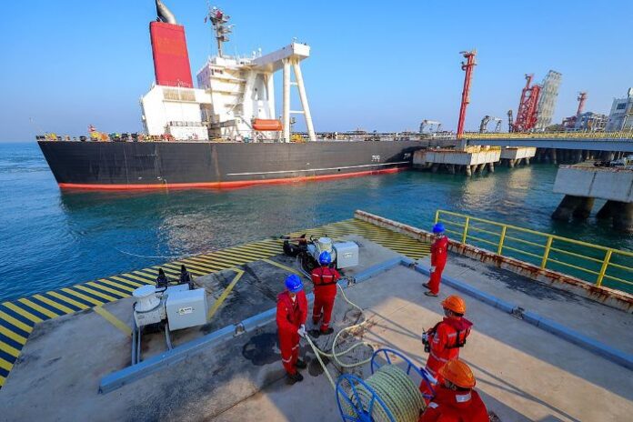 Luka slobodne trgovine Hainan uvodi posebni carinski režim