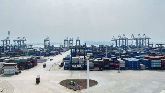 Kontejnerski promet luke Yangpu u prvom tromjesečju premašio 980 000 TEU-a, zabilježivši godišnji rast od 94 posto