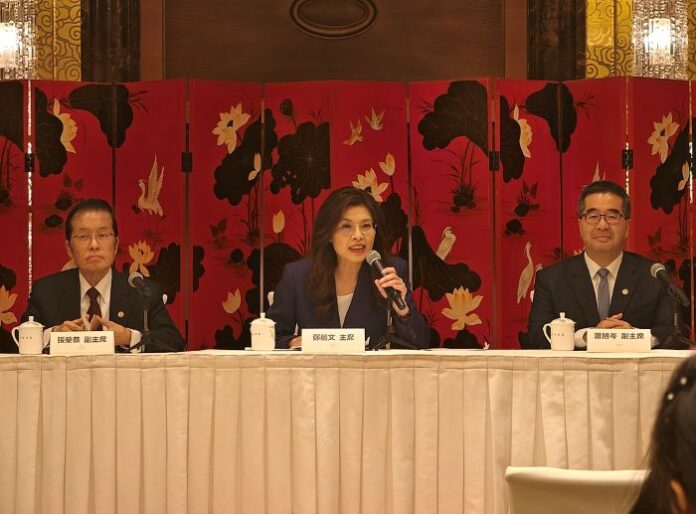 Predsjednica KMT-a kaže da je spremna učiniti sve što je korisno za odnose preko Tajvanskog tjesnaca