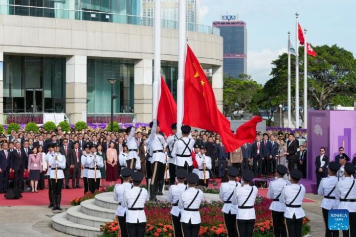 Održani ceremonija podizanja zastave i svečani prijam povodom 29. obljetnice povratka Hong Konga domovini