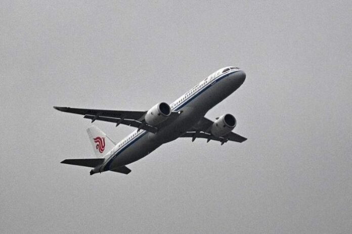 Kineski zrakoplov C919 izveo prvi međunarodni komercijalni let i sletio u glavni grad Mongolije
