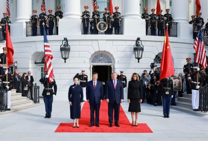 Xi Jinping nazočio svečanosti dočeka u Bijeloj kući koju je priredio američki predsjednik Donald Trump